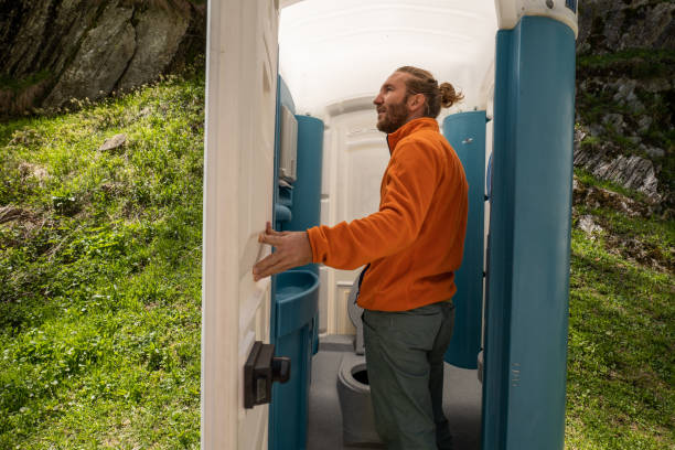 Best Porta potty rental near me  in Monroeville, AL